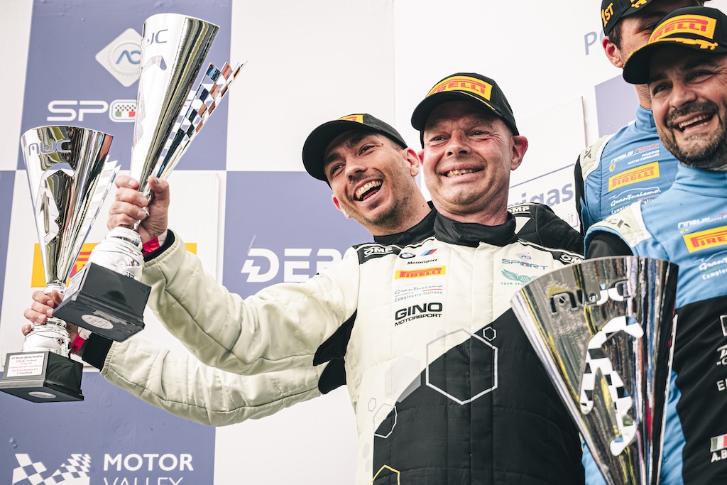 Mathias Villadsen og Jan Magnussen imponerede med podie i dramatisk GT3-thriller på Misano.
(Foto: Team Spirit Racing)